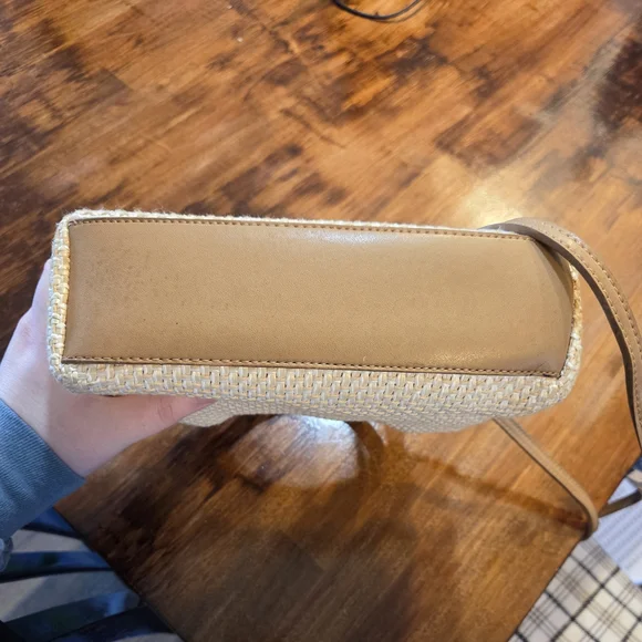 Vintage Fossil- Woven Straw Crossbody Bag with Taupe Trim - Picture 5 of 5
